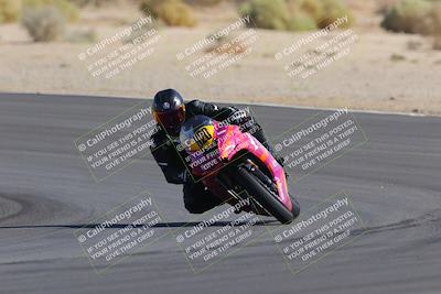 media/Oct-08-2022-SoCal Trackdays (Sat) [[1fc3beec89]]/Turn 10 (945am)/